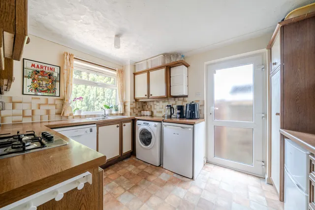 Wolf Lane, Windsor, SL4