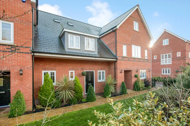 Boyn Hill Avenue, Maidenhead, SL6