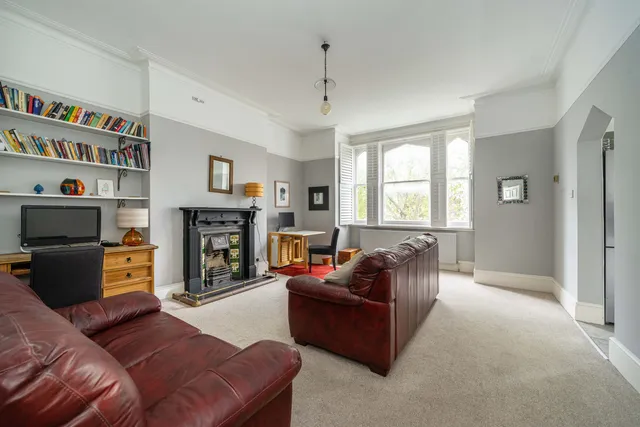Quex Road, London, NW6