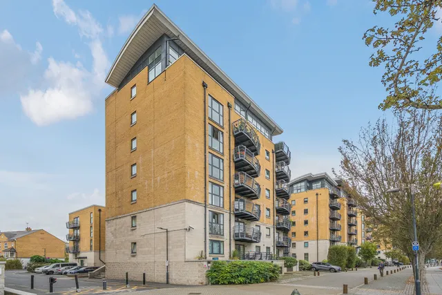 Glaisher Street, London, SE8