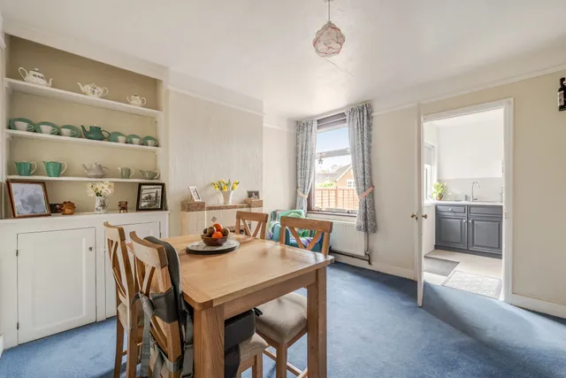 New Road, HASLEMERE, GU27