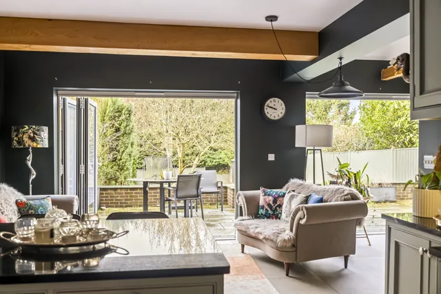 Haywards Road, Haywards Heath, RH16