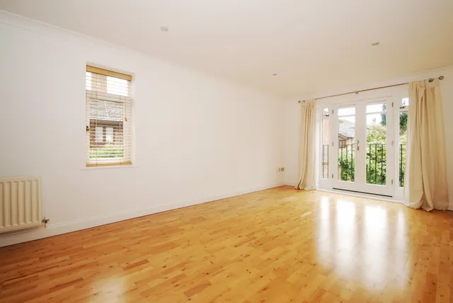 Station Road, Beaconsfield, HP9