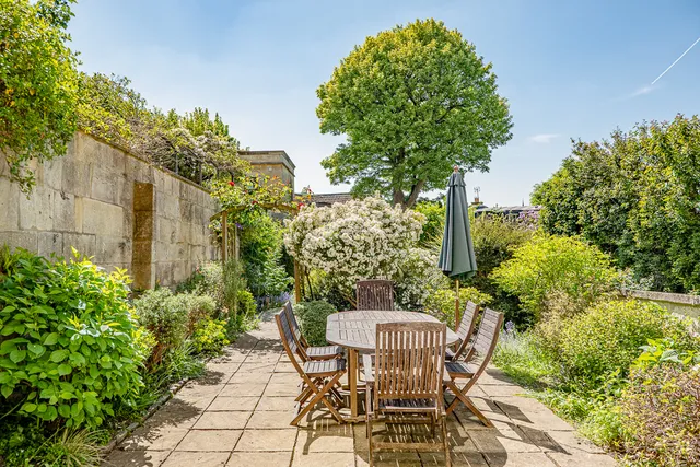 Sion Place, Bath, BA2