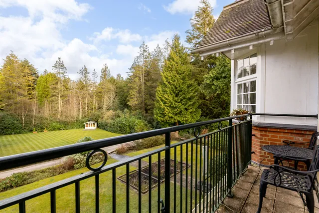 Pirbright Road, Normandy, GU3