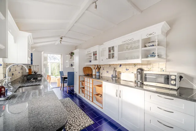 Weston Green, Thames Ditton, KT7