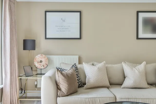 شارع ويستون، كاترهام، CR3