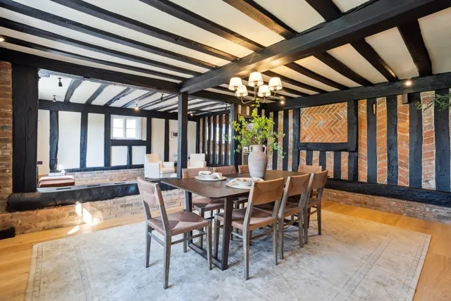 Bullsland Lane, Chorleywood, WD3