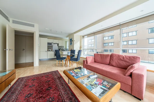 152 Grosvenor Road, London, SW1V