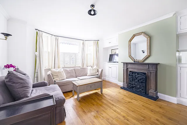 Comeragh Road, London, W14