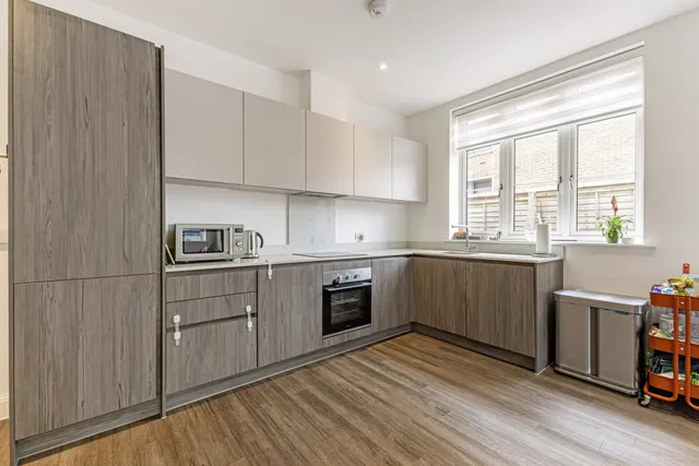Pynnacles Close, Stanmore, HA7