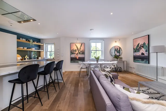 85 Petersham Road, Richmond, TW10