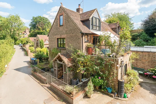 Slaugham Place, Slaugham, RH17