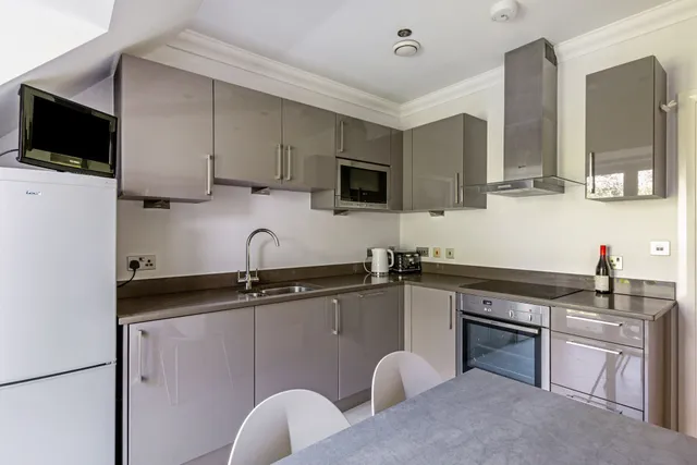 Wells Lane, Ascot, SL5