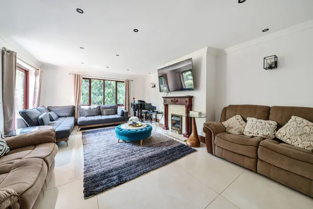 Fishery Road, Bray, SL6