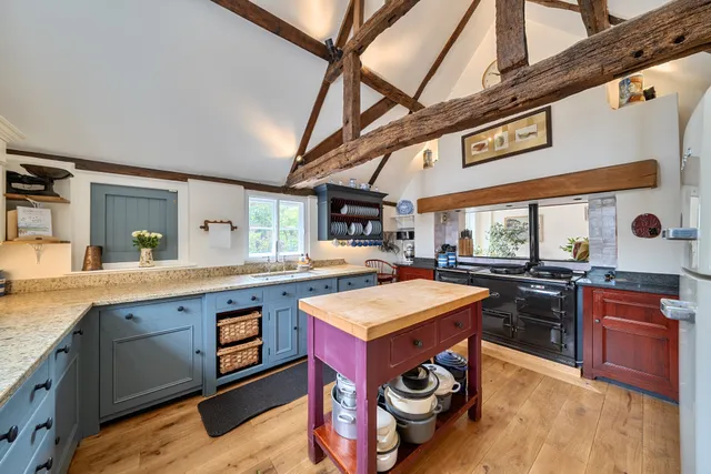 Old Uxbridge Road, West Hyde, Rickmansworth, WD3