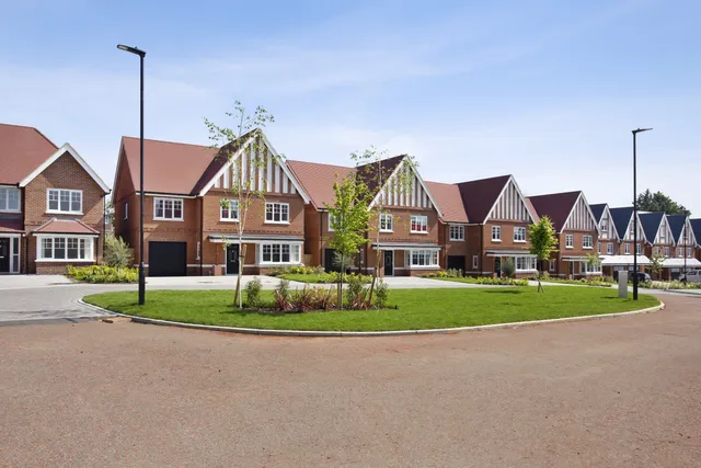 Unit 138 Scholars High Road, Broxbourne, EN10