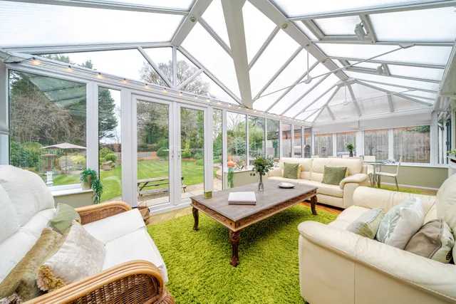 Kings Road, Fleet, GU51