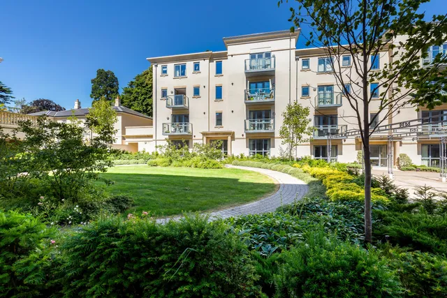 Humphris Place, Cheltenham, GL53