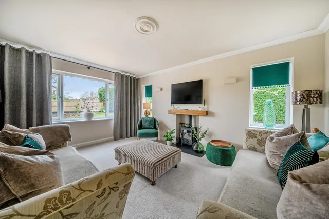 Gally Hill Road, Church Crookham, GU52