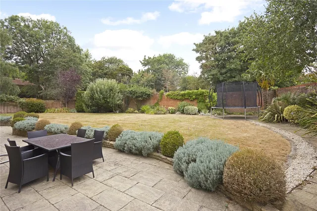 Woodcote End, Epsom, KT18