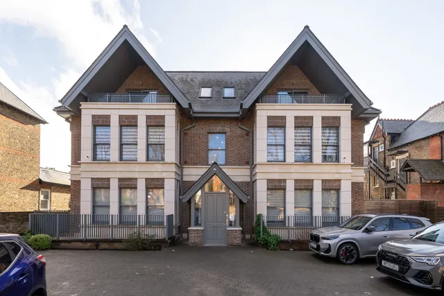 Carlton Road, Ealing, W5