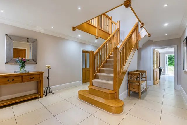 Blackmore Way, Wheathampstead, AL4