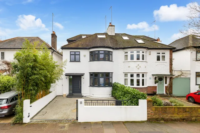 Park Road, London, W4