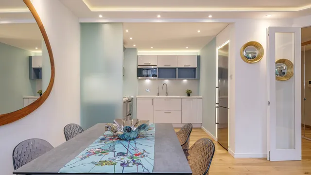 Admiral Walk, London, W9