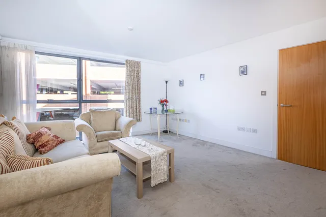 The Bittoms, Kingston Upon Thames, KT1