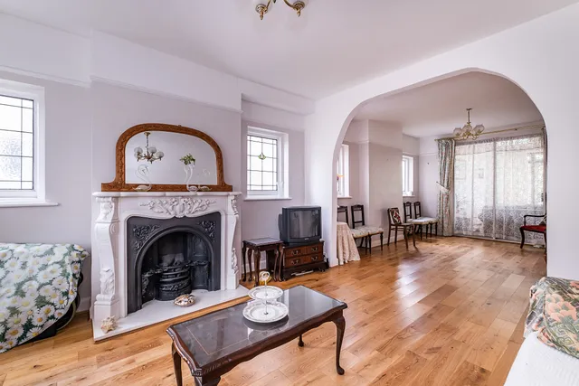 Southway, London, SW20