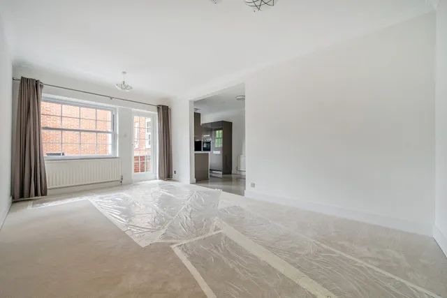 Bulstrode Court, Gerrards Cross, SL9