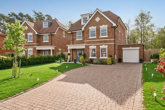 Kingswood, Ascot, SL5