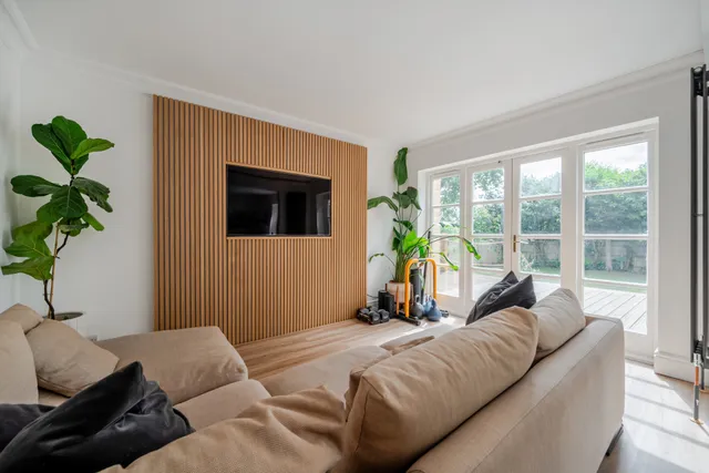 Ray Mill Road East, Maidenhead, SL6