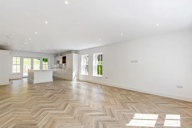 Wellhouse Road, Beech, GU34