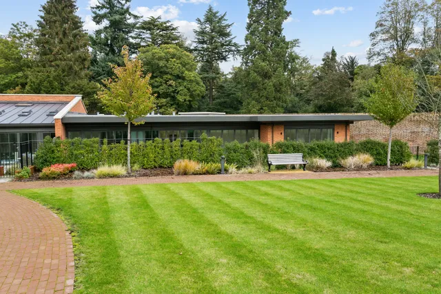 Archbury Walk, Ascot, SL5