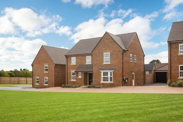 Donnington Heights, Newbury, RG14