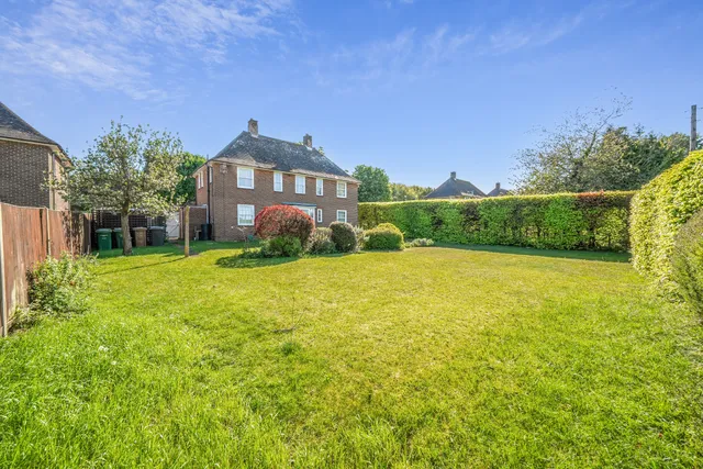 West Road, Winchester, SO21
