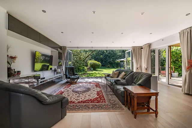 Church Meadow, Surbiton, KT6