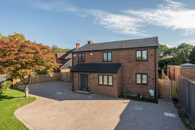 Seeleys Road, Beaconsfield, HP9