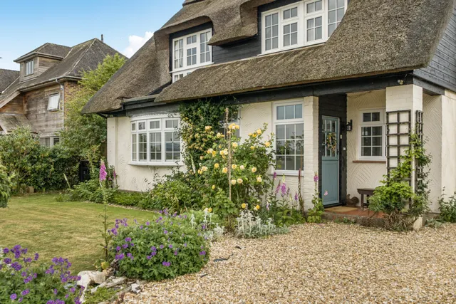 Harbour Way, Chidham, Chichester, PO18