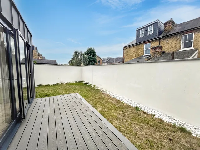 Clifton Road, Kingston Upon Thames, KT2