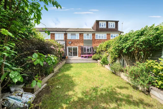 Fairfield Close, Harpenden, AL5