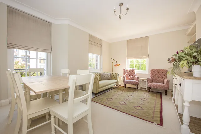 Putney Hill, London, SW15