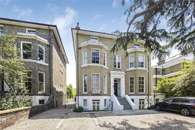 6 St. Johns Park, London, SE3