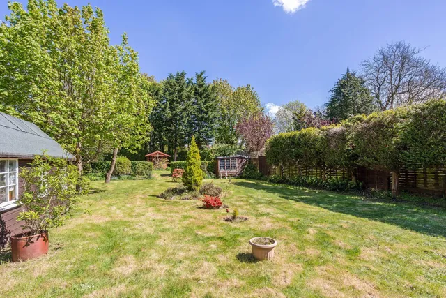 14 Layters Way, Gerrards Cross, SL9