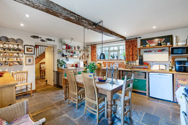 Oxford Road, Adderbury, OX17