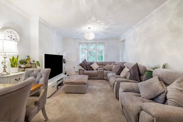 Wells Lane, Ascot, SL5
