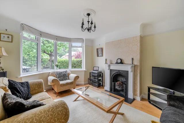 Whitehorse Drive, Epsom, KT18
