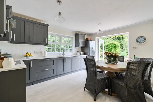 Beckhampton, Marlborough, SN8